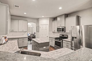 320 Red Maple Lane, Conroe, TX 77304