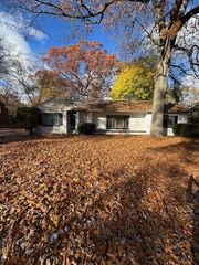 10120 Oak Park Boulevard, Oak Park, MI 48237