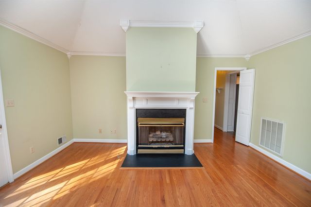 1200 Shoresbrook Road, Spartanburg, SC 29301