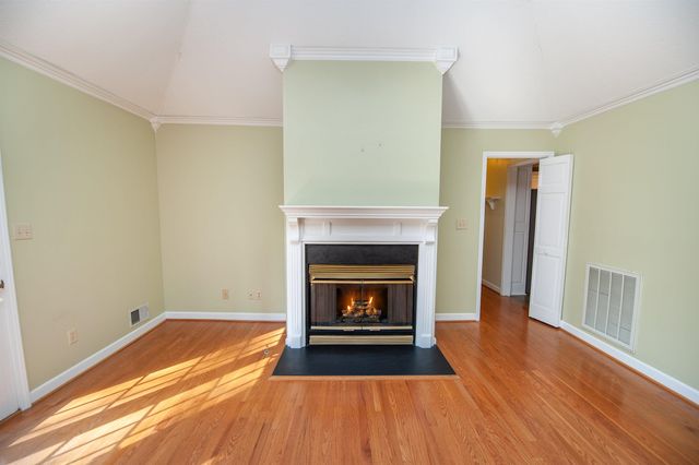 1200 Shoresbrook Road, Spartanburg, SC 29301