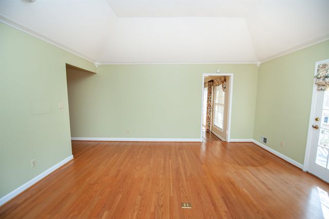 1200 Shoresbrook Road, Spartanburg, SC 29301