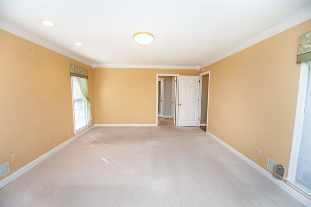 1200 Shoresbrook Road, Spartanburg, SC 29301