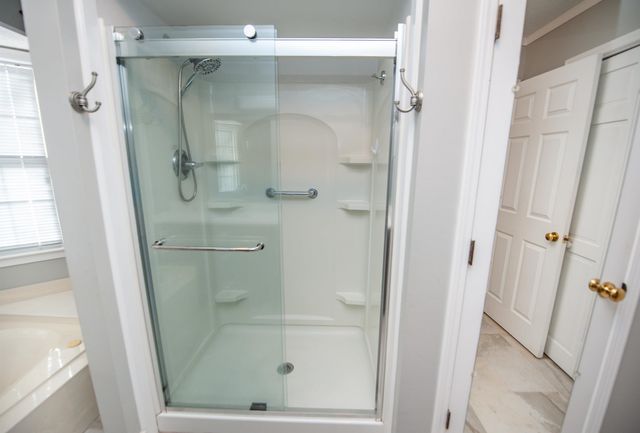 1200 Shoresbrook Road, Spartanburg, SC 29301