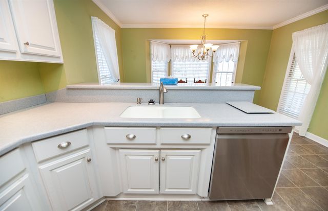 1200 Shoresbrook Road, Spartanburg, SC 29301