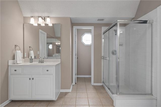5901 W 153rd Street, Overland Park, KS 66223