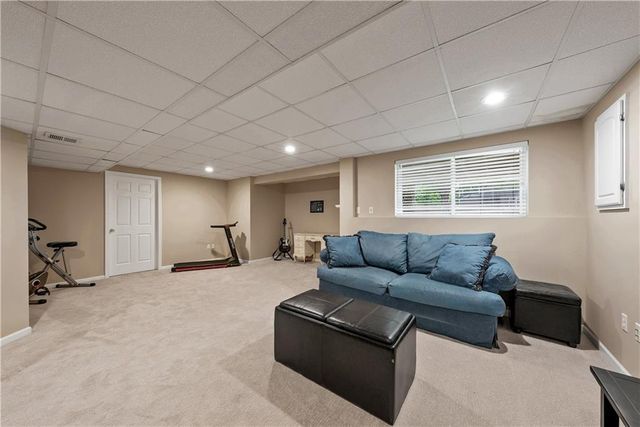 5901 W 153rd Street, Overland Park, KS 66223