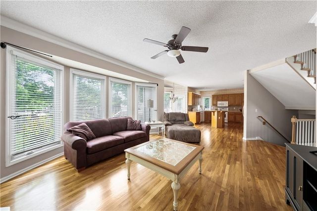 5901 W 153rd Street, Overland Park, KS 66223