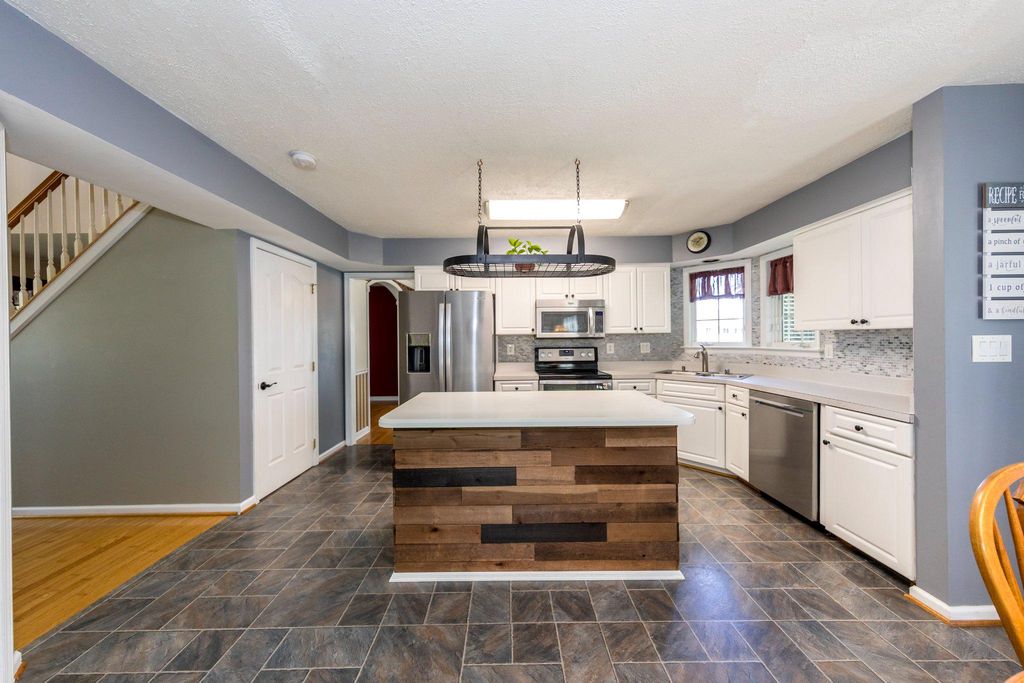 Image 12 of property listing at 740 HICKORY LIMB CIR, Bel Air, MD 21014