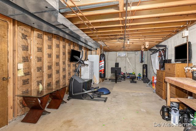 6518 Kingtree Drive, Byron Center, MI 49315