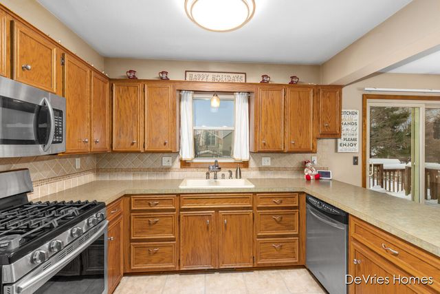 6518 Kingtree Drive, Byron Center, MI 49315