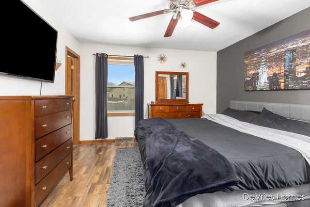 6518 Kingtree Drive, Byron Center, MI 49315