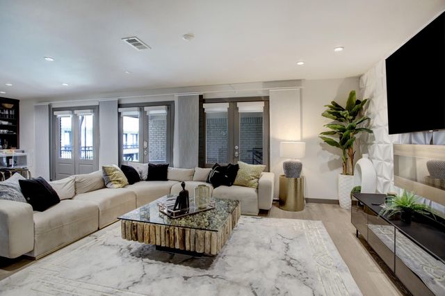 1410 Hyde Park Boulevard 212, Houston, TX 77006