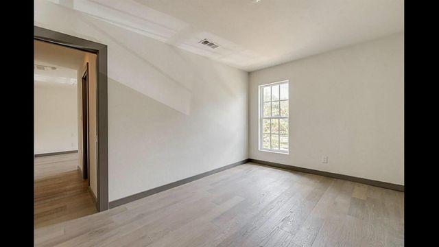 1410 Hyde Park Boulevard 212, Houston, TX 77006