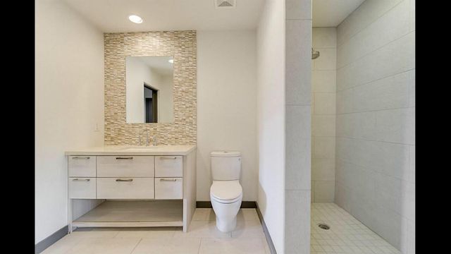 1410 Hyde Park Boulevard 212, Houston, TX 77006