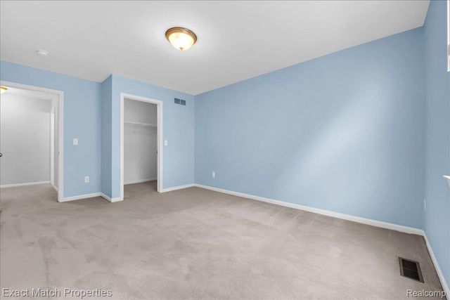 971 Sloane Court 4, White Lake Charter Township, MI 48386