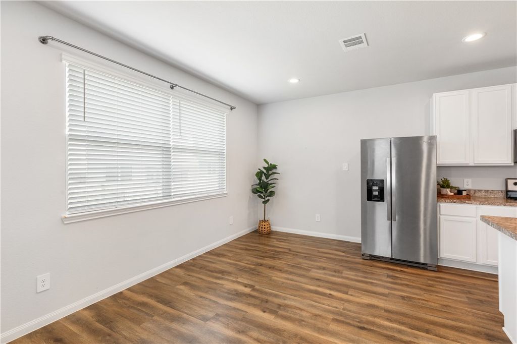 1425 Desire Lane, Bryan, TX 77803 — photo 5