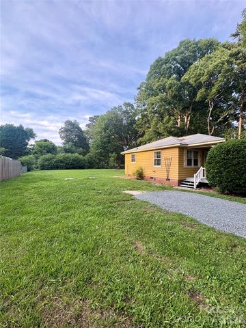 2800 Matoka Trail, Matthews, NC 28104