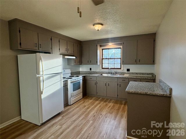 2800 Matoka Trail, Matthews, NC 28104