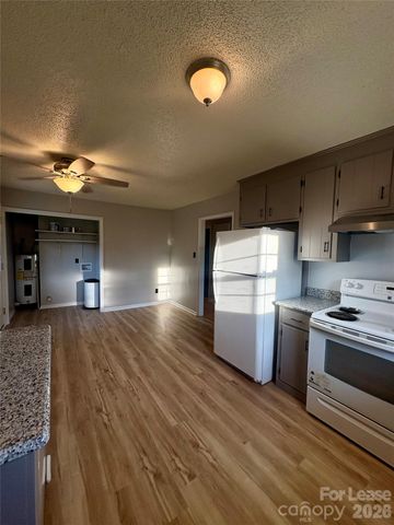 2800 Matoka Trail, Matthews, NC 28104