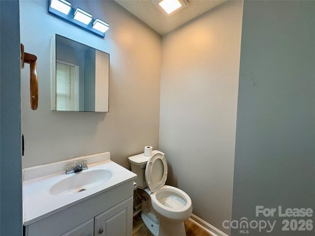 2800 Matoka Trail, Matthews, NC 28104