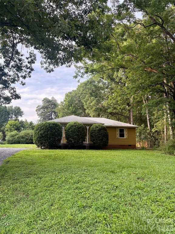 2800 Matoka Trail, Matthews, NC 28104