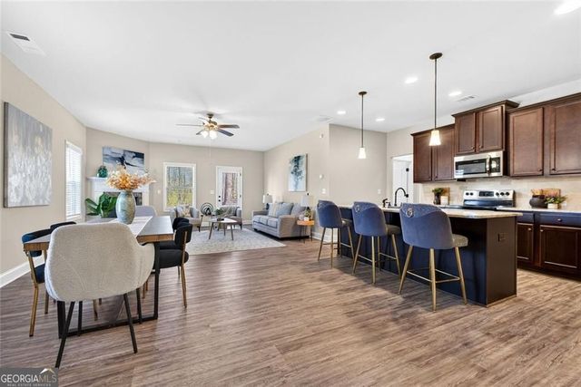 104 Armory Creek Drive, Jackson, GA 30233