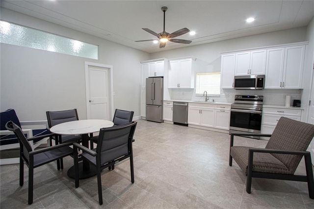 1600 SUNSET LANE, Lutz, FL 33549