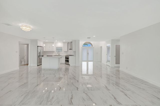 2612 NE 5 Street, Pompano Beach, FL 33062