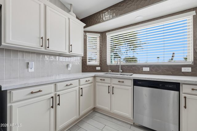 8562 N 108TH Drive, Peoria, AZ 85345