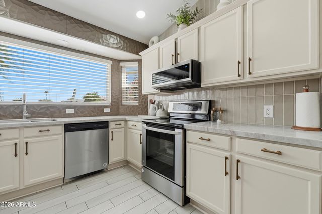 8562 N 108TH Drive, Peoria, AZ 85345