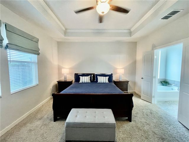 145 Highwood Dr, Rockport, TX 78382