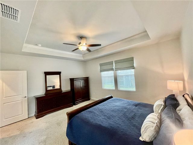 145 Highwood Dr, Rockport, TX 78382