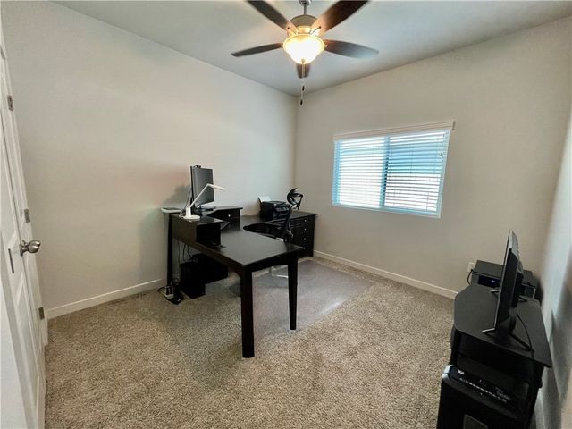 145 Highwood Dr, Rockport, TX 78382