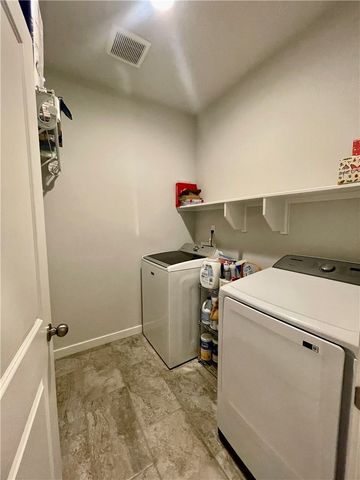 145 Highwood Dr, Rockport, TX 78382