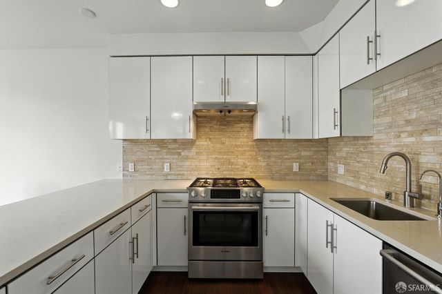 50 Jerrold Avenue 215, San Francisco, CA 94124