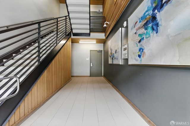 50 Jerrold Avenue 215, San Francisco, CA 94124