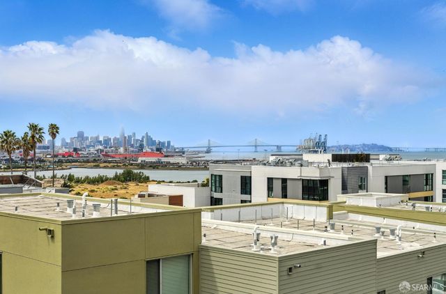 50 Jerrold Avenue 215, San Francisco, CA 94124