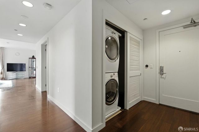 50 Jerrold Avenue 215, San Francisco, CA 94124