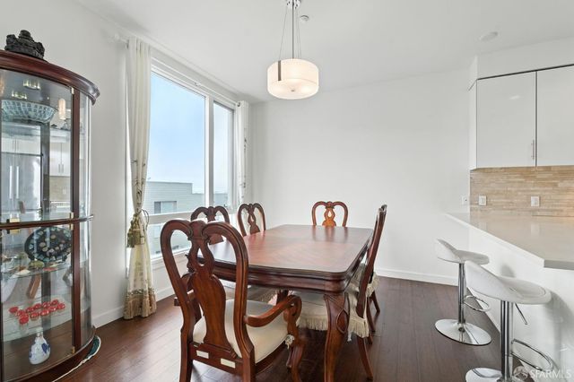 50 Jerrold Avenue 215, San Francisco, CA 94124