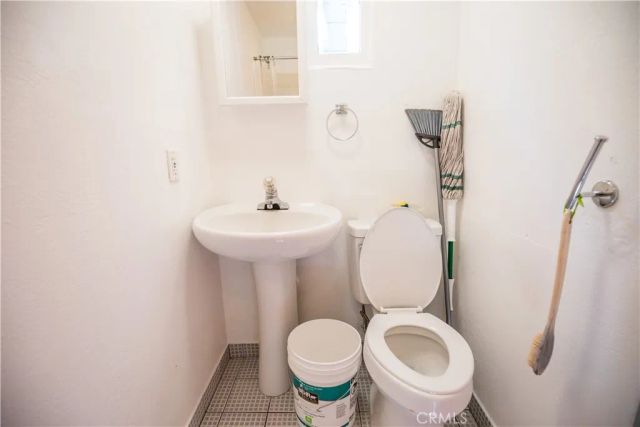 1122 N Street, Merced, CA 95341