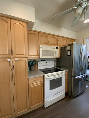 2894 SE 1st Place, Boynton Beach, FL 33435