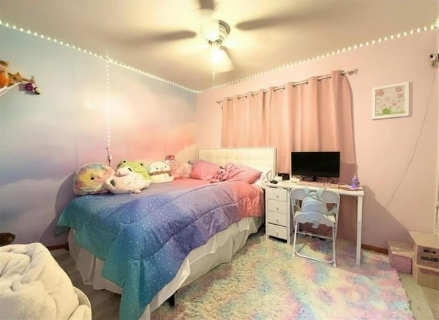 2894 SE 1st Place, Boynton Beach, FL 33435