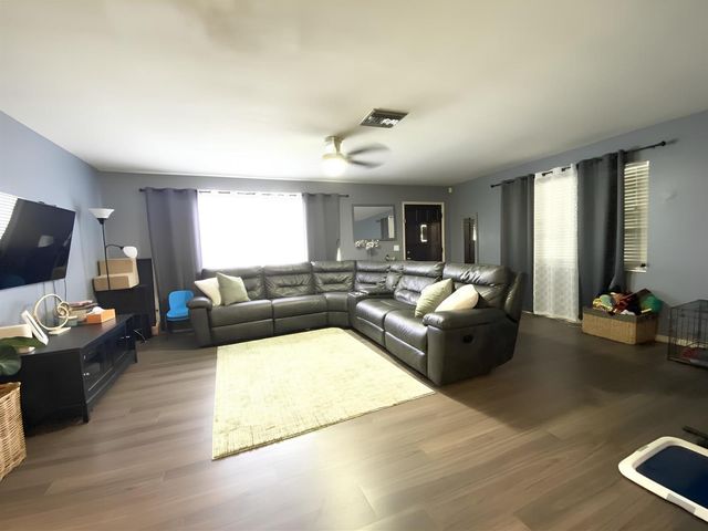 2894 SE 1st Place, Boynton Beach, FL 33435