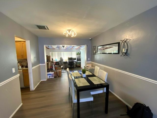 2894 SE 1st Place, Boynton Beach, FL 33435