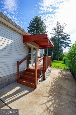 221 N WILLIAMS ST, York, PA 17404
