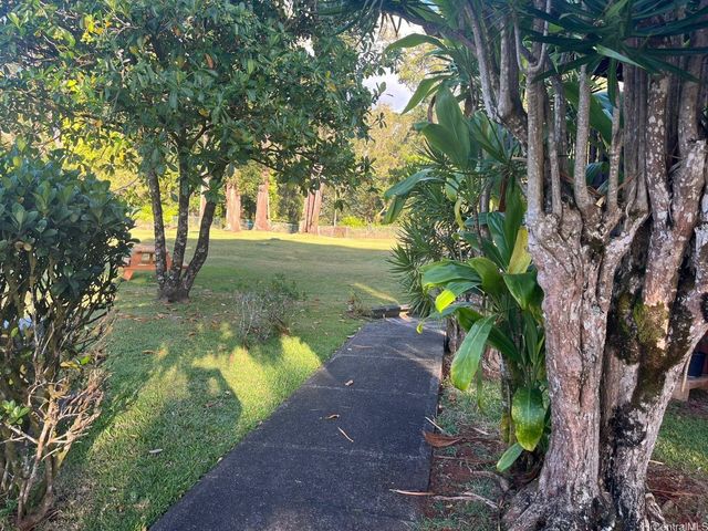 2069 California Avenue 13C, Wahiawa, HI 96786