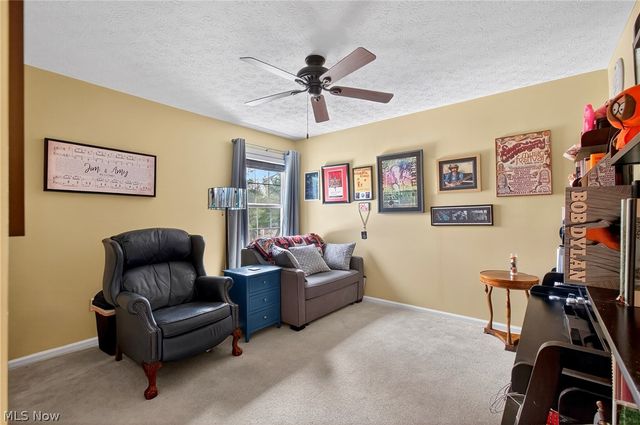 858 Sutton Place, Akron, OH 44313