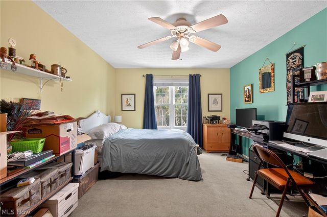 858 Sutton Place, Akron, OH 44313