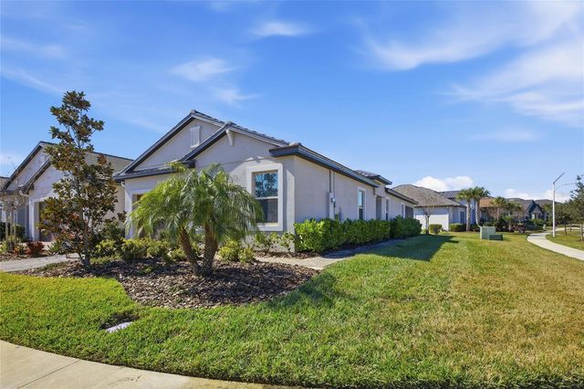 10162 ECHO DOCK LOOP, San Antonio, FL 33576