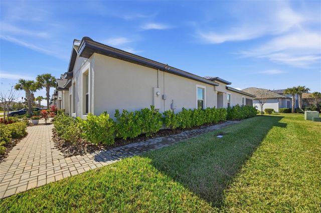 10162 ECHO DOCK LOOP, San Antonio, FL 33576